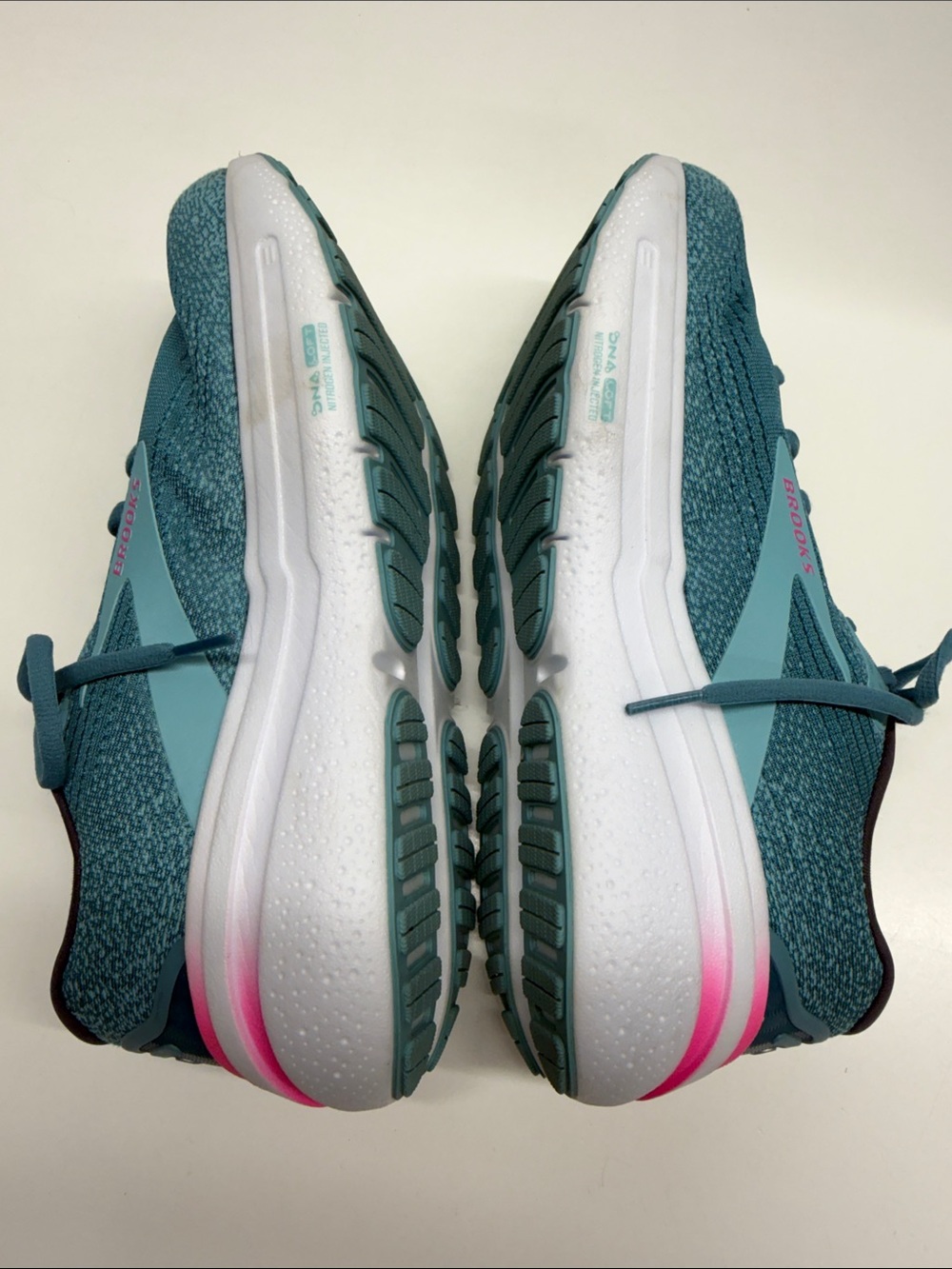 Brooks Ghost Max 2 Sneakers Running Lace Up Athletic Shoes Blue Women’s Size 9.5 - Picture 7 of 11